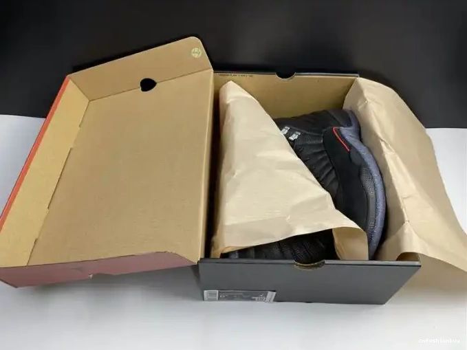 DC1062-006 Black Air Utility Jordan 12 0606